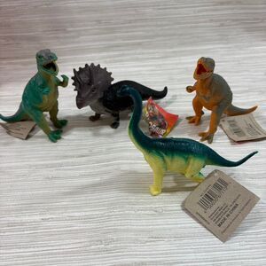 New dinosaur set mini
